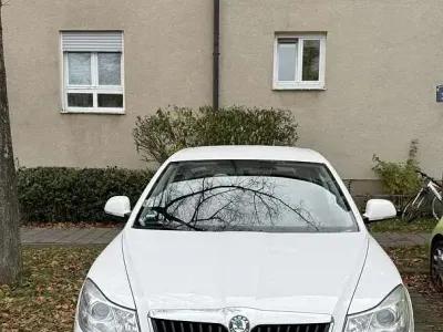 Gebraucht Skoda Octavia Active 102 PS (75 kW) 2013 Limousine