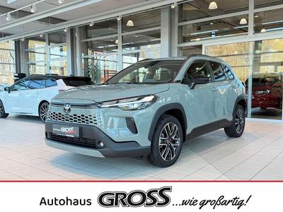 Neu Toyota Corolla Cross 178 PS (130 kW) 2025 Urban khaki SUV