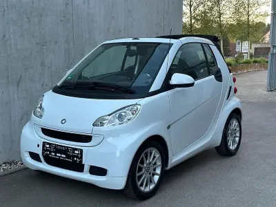 Second-hand Smart ForTwo Cabrio 71 CP (52 kW) 2011 Negru Cabrio