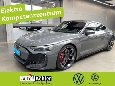 Gebraucht Audi RS e-tron GT Design 620 kW (843 PS) 2024 Nimbusgrau perleffekt Limousine
