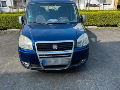 Gebraucht Fiat Doblò 63 PS (46 kW) 2009 Blau Van / Kleinbus