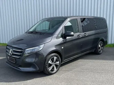 Gebraucht Mercedes Vito 163 PS (119 kW) 2025 Lackfarbe graphitgrau metallic d (metallic) Van