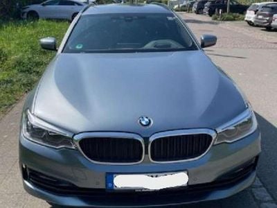 Gebraucht BMW 520 Sport Line 190 PS (139 kW) 2017 Grau Kombi
