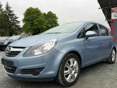 Używany Opel Corsa Edition 90 KM (66 kW) 2008 Niebieski Hatchback