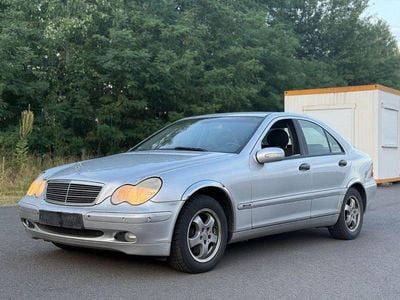 Mercedes C200
