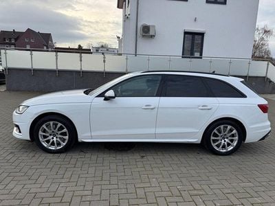 Gebraucht Audi A4 Advanced 163 PS (119 kW) 2022 Weiß Kombi