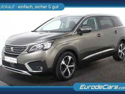 Gebraucht Peugeot 5008 Allure 131 PS (96 kW) 2020 Grau SUV