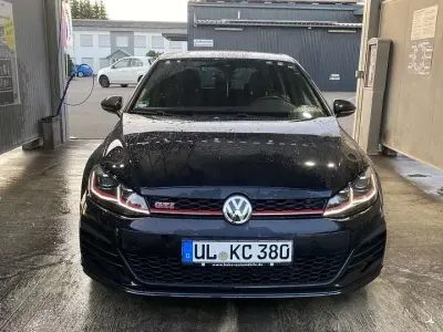Gebraucht VW Golf VIII GTI 245 PS (180 kW) 2020 Limousine