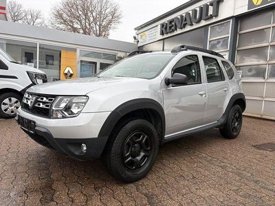 Silber Gebraucht 2017 Dacia Duster Lauréate SUV | 13.599 € (Etwas zu teuer)