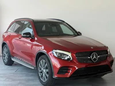 Używany Mercedes GLC250 Luxury 204 KM (150 kW) 2016 Czerwony SUV