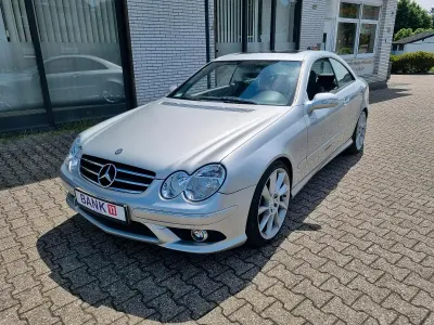 Gebraucht Mercedes CLK500 306 PS (225 kW) 2011 Silber Coupé