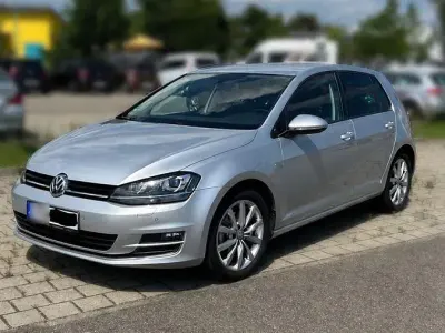 Gebraucht VW Golf VII Highline 125 PS (91 kW) 2014 Silber Limousine
