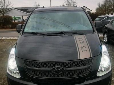 Hyundai H-1