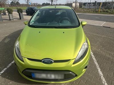 Gebraucht Ford Fiesta 68 PS (50 kW) 2009 Grün Kleinwagen