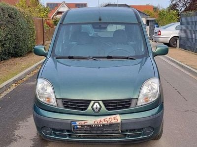 Gebraucht Renault Kangoo Authentique 84 PS (61 kW) 2008 Grün Kombi