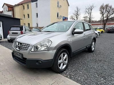 Gebraucht Nissan Qashqai Visia 106 PS (77 kW) 2009 Silber SUV