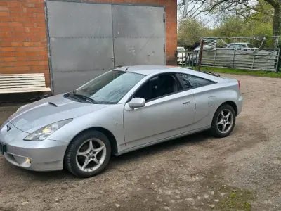 Gebraucht Toyota Celica T2 143 PS (105 kW) 2000 Silber Coupé