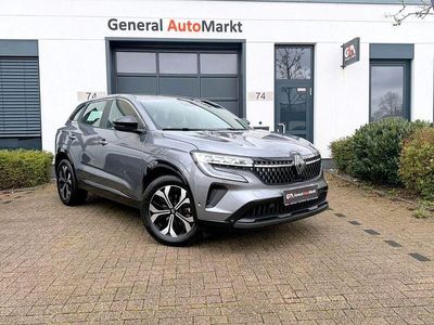 Grau Gebraucht 2025 Renault Austral Evolution SUV | 27.900 € (Superpreis)