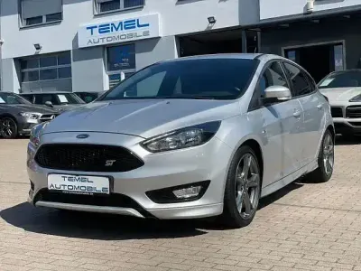 Usata Ford Focus ST-Line 150 CV (110 kW) 2018 Grigio Berlina