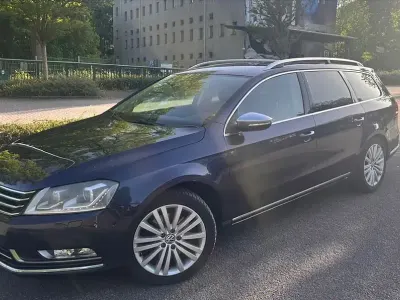 Gebraucht VW Passat R-line 160 PS (117 kW) 2012 Blau Kombi