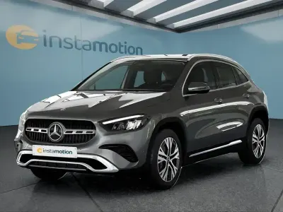 Gebraucht Mercedes GLA200 150 PS (110 kW) 2025 Grau SUV