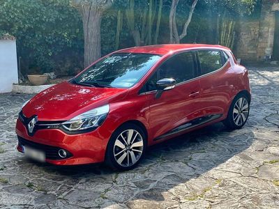 Orange Gebraucht 2015 Renault Clio IV Dynamique Kleinwagen | 6.100 € (Fairer Preis)