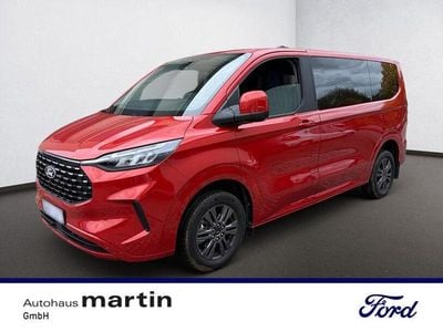 Gebraucht Ford Tourneo Custom Titanium 136 PS (100 kW) 2024 Artisan red Van