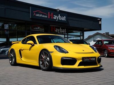 Porsche Cayman GT4