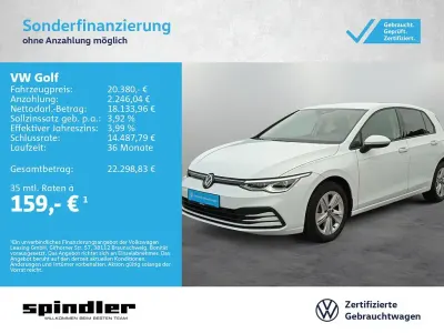 Gebraucht VW Golf VIII Life 131 PS (96 kW) 2023 Weiß Limousine