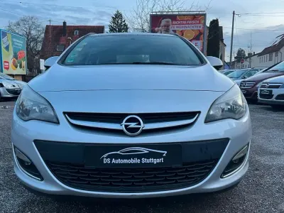 Gebraucht Opel Astra 165 PS (121 kW) 2013 Grau Kombi