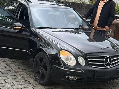 Gebraucht Mercedes E500 AMG 388 PS (285 kW) 2007 Schwarz Kombi