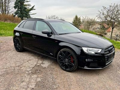 Usata Audi A3 Design 150 CV (110 kW) 2018 Nero Berlina