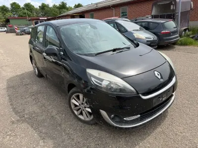 Gebraucht Renault Scénic III Expression 106 PS (77 kW) 2012 Schwarz Van / Kleinbus