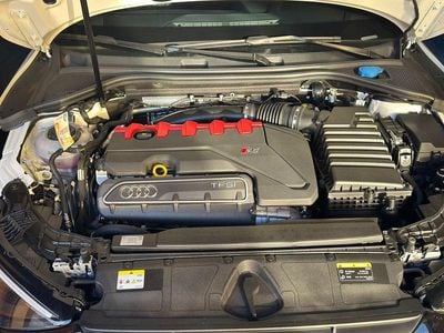 Gebraucht Audi RS3 Sport 400 PS (294 kW) 2024 Weiß Limousine