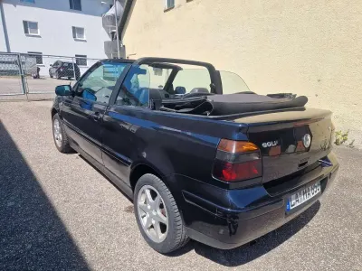 Gebraucht VW Golf Cabriolet Highline 101 PS (74 kW) 1999 Blau Cabrio