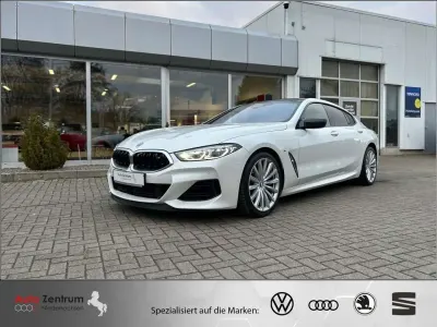 Gebraucht BMW M850 M Sport 530 PS (389 kW) 2022 Mineralweiss metallic Coupé