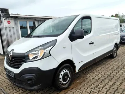 Gebraucht Renault Trafic Komfort 120 PS (88 kW) 2016 Weiß Van / Kleinbus