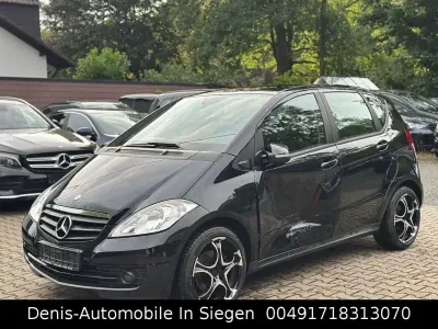 Gebraucht Mercedes A180 116 PS (85 kW) 2009 Schwarz Limousine
