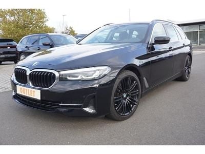 Gebraucht BMW 520 Sport Line 184 PS (135 kW) 2023 Schwarz Kombi