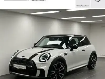 Używany Mini John Cooper Works 136 KM (100 kW) 2023 Biały Hatchback