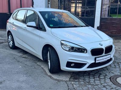 Gebraucht BMW 218 Active Tourer Basis 136 PS (100 kW) 2015 Weiß Van / Kleinbus