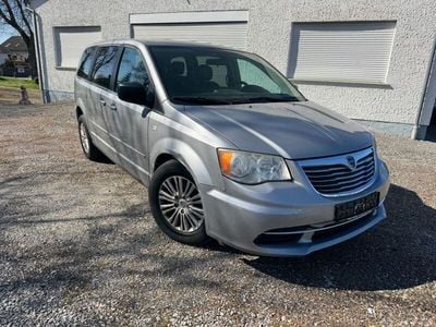 Gebraucht Lancia Voyager Silver 177 PS (130 kW) 2014 Silber Van / Kleinbus