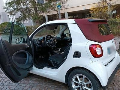 Gebraucht Smart ForTwo Cabrio 90 PS (66 kW) 2017 Weiß Cabrio