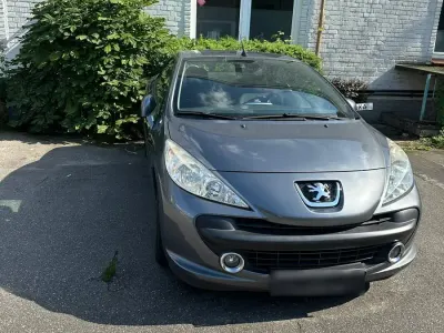 Gebraucht Peugeot 207 CC 120 PS (88 kW) 2007 Grau Cabrio