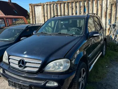 Brugt Mercedes ML400 250 HK (183 kW) 2003 Blå SUV