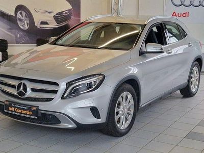 Gebraucht Mercedes GLA200 156 PS (114 kW) 2015 Silber SUV