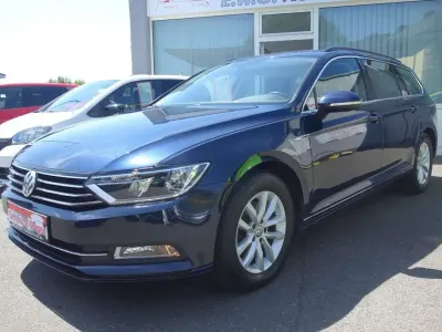 Gebraucht VW Passat Comfortline 150 PS (110 kW) 2016 Blau Kombi