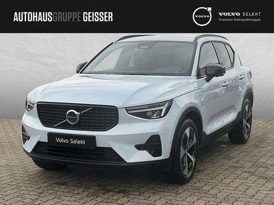 Neu Volvo XC40 Plus 163 PS (119 kW) 2025 Cloud blue SUV