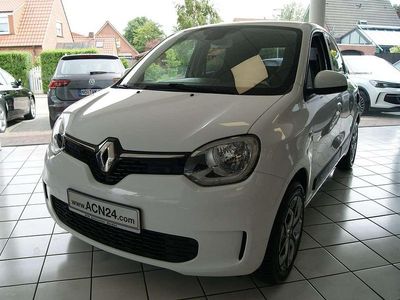 Crystall weiss Gebraucht 2019 Renault Twingo LIMITED Kleinwagen | 8.700 € (Etwas zu teuer)