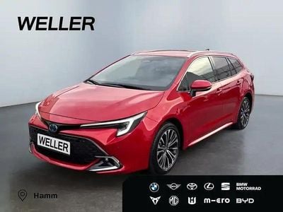 Rot Gebraucht 2024 Toyota Corolla Team Kombi | 28.580 € (Fairer Preis)
